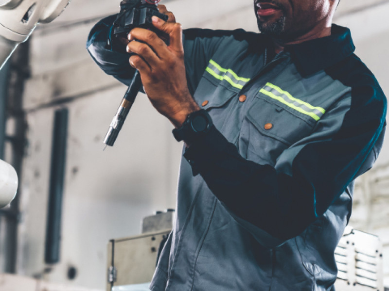 Yeşil Fabrika Stratejileri ve Sürdürülebilir Taşımacılık Çözümleri